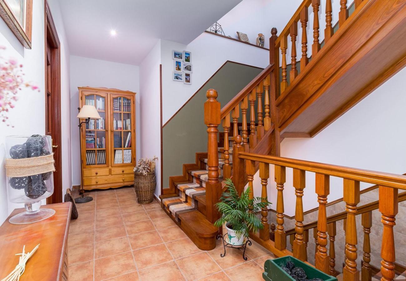 Apartment & El Acebo By Urbanhosting