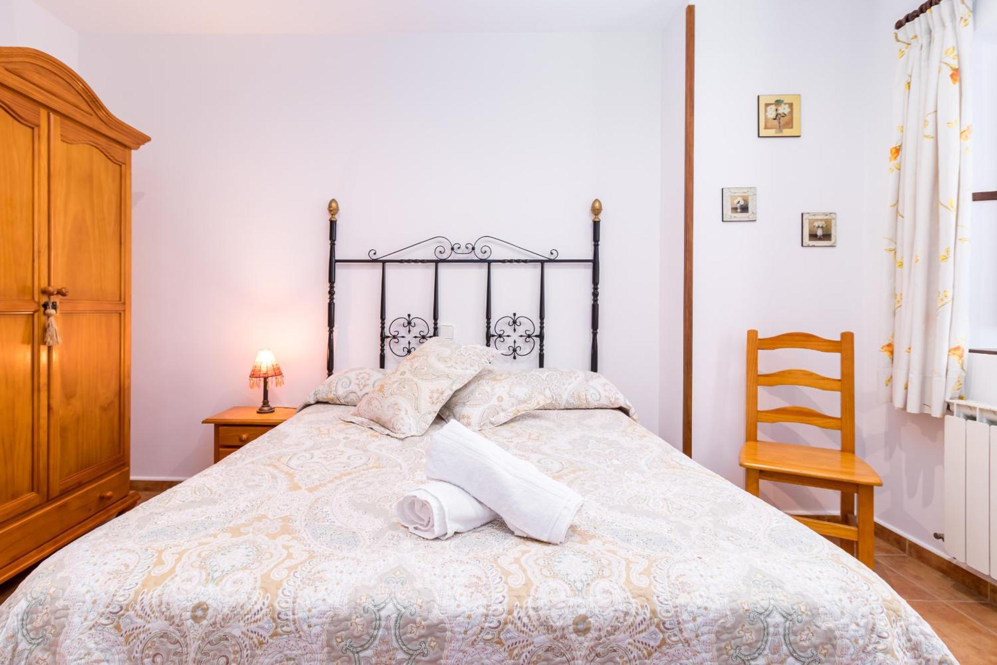 Apartment & El Acebo By Urbanhosting